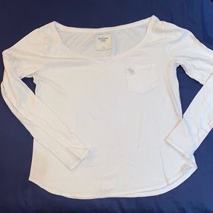 Abercrombie & Fitch white Full sleeve Tee.